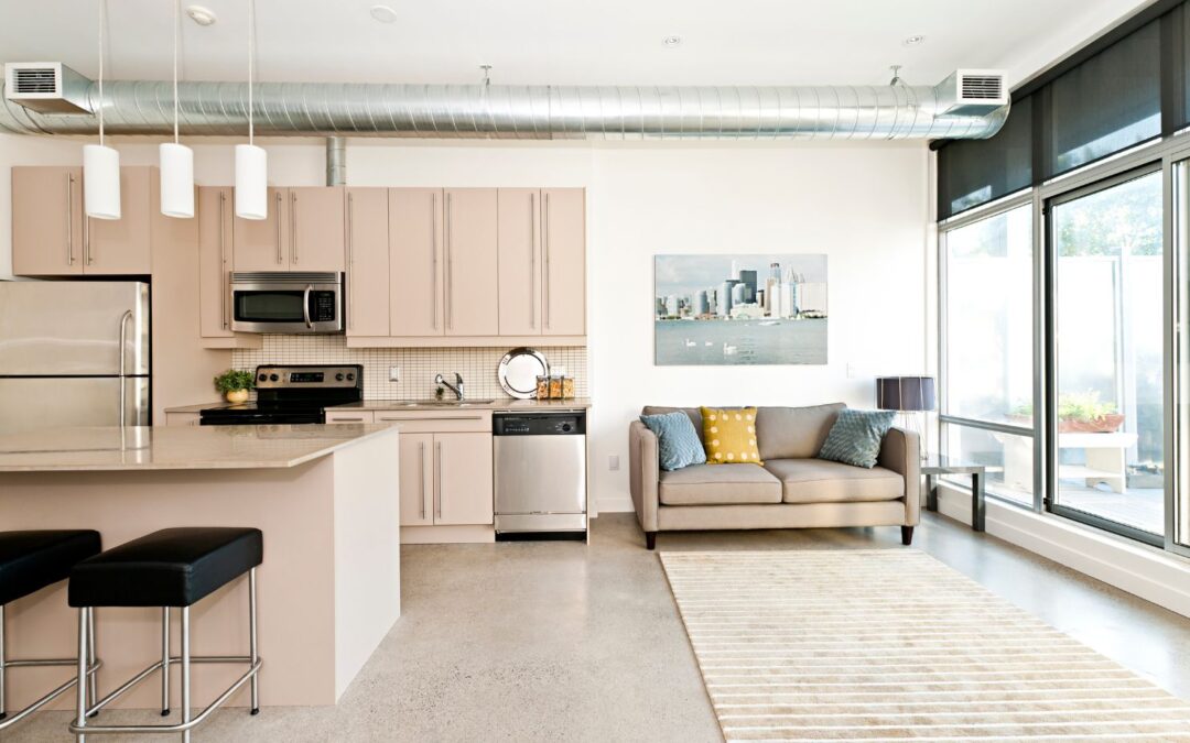 The Upsides and Downsides of Condo Living in the Greater Toronto Area: A Comprehensive Guide